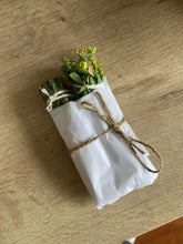 Cargar imagen en el visor de la galería, Sahumerios de Ruda y Romero