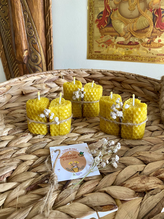 Velas de miel en forma de corazón